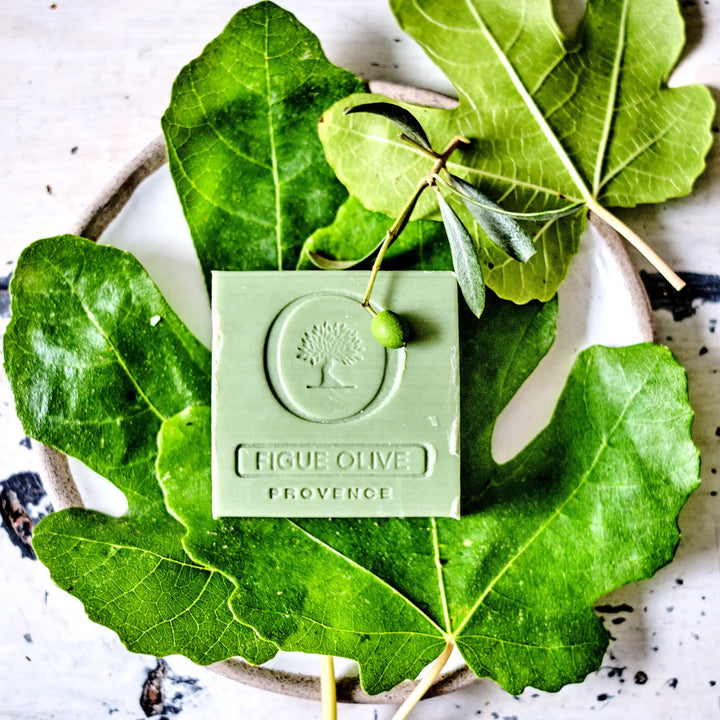 Fransk kvadratisk fast sæbe med figen og olivenolie fra Oliviers & Co