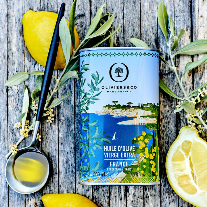 Klassisk fransk ekstra jomfru olivenolie fra Provence i smuk dåse med citron og urter fra Oliviers & Co