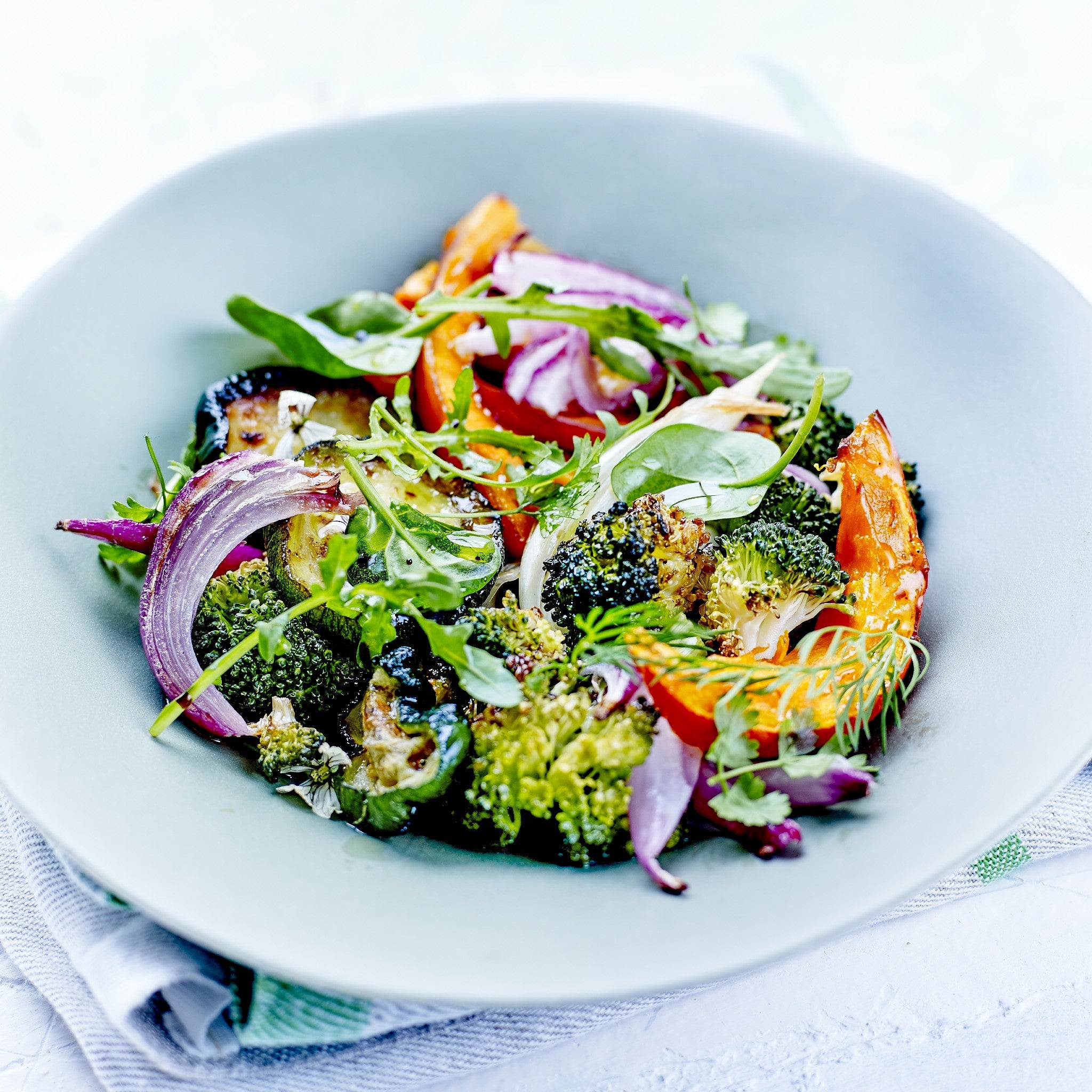 Salat med ovnbagte grøntsager, O&Co opskrift