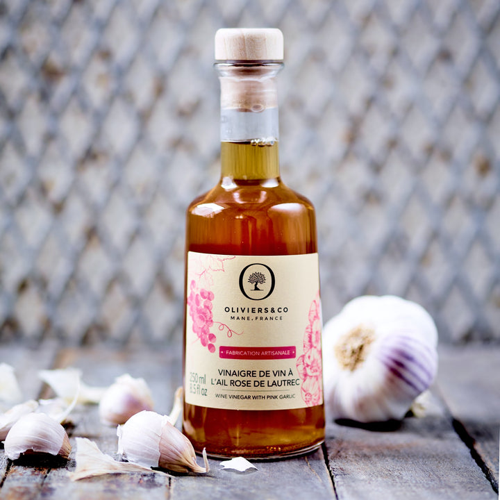 Pink hvidløgseddike fra Oliviers & Co