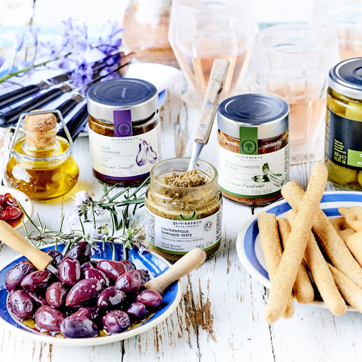 Tapas med klassisk tapenade med grønne oliven fra Oliviers & Co