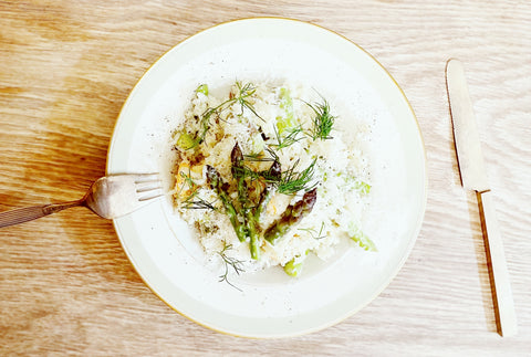 Cremet risotto med asparges og rejer