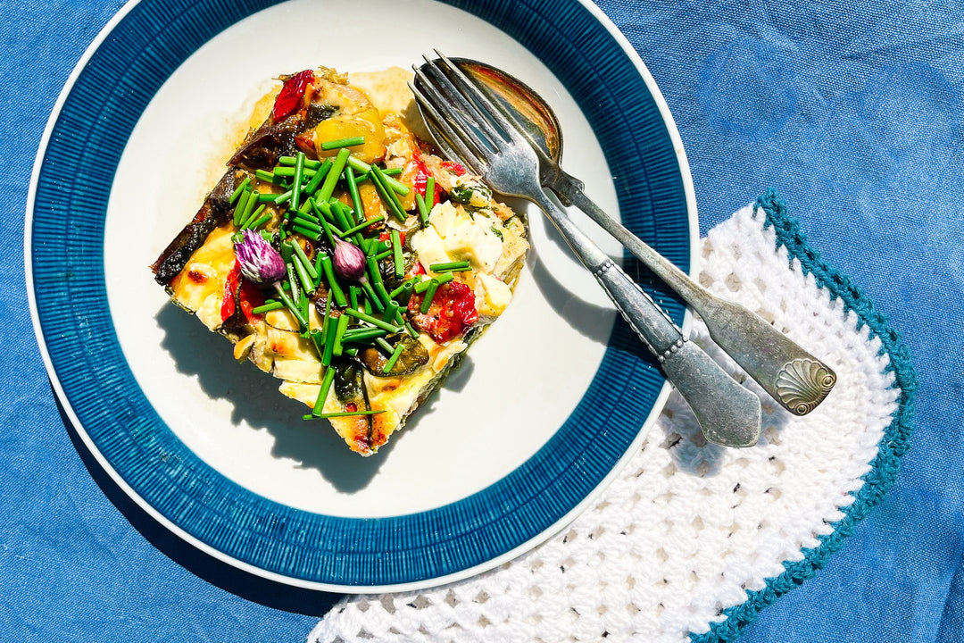 Frittata med grillede grøntsager, feta og balsamicobagte tomater, O&Co opskrift