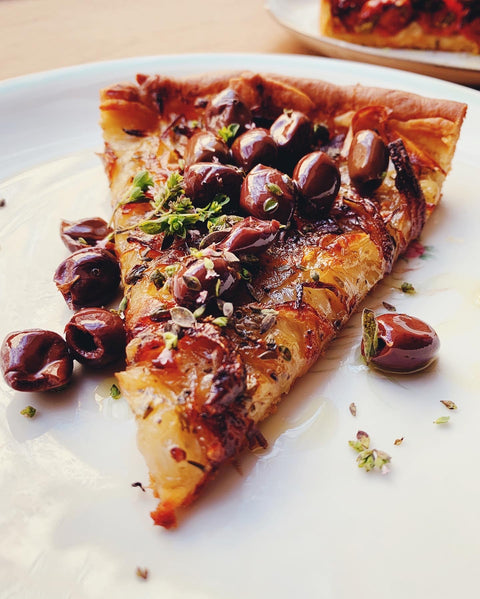 Pissaladière med oliven, Silberbauer X Oliviers & Co opskrift