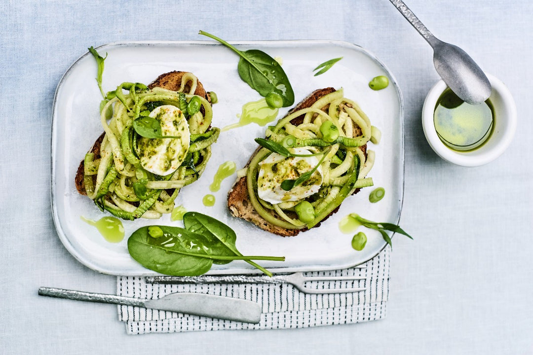 Bruschetta med squash, mozzarella og hjemmelavet pesto, O&Co opskrift