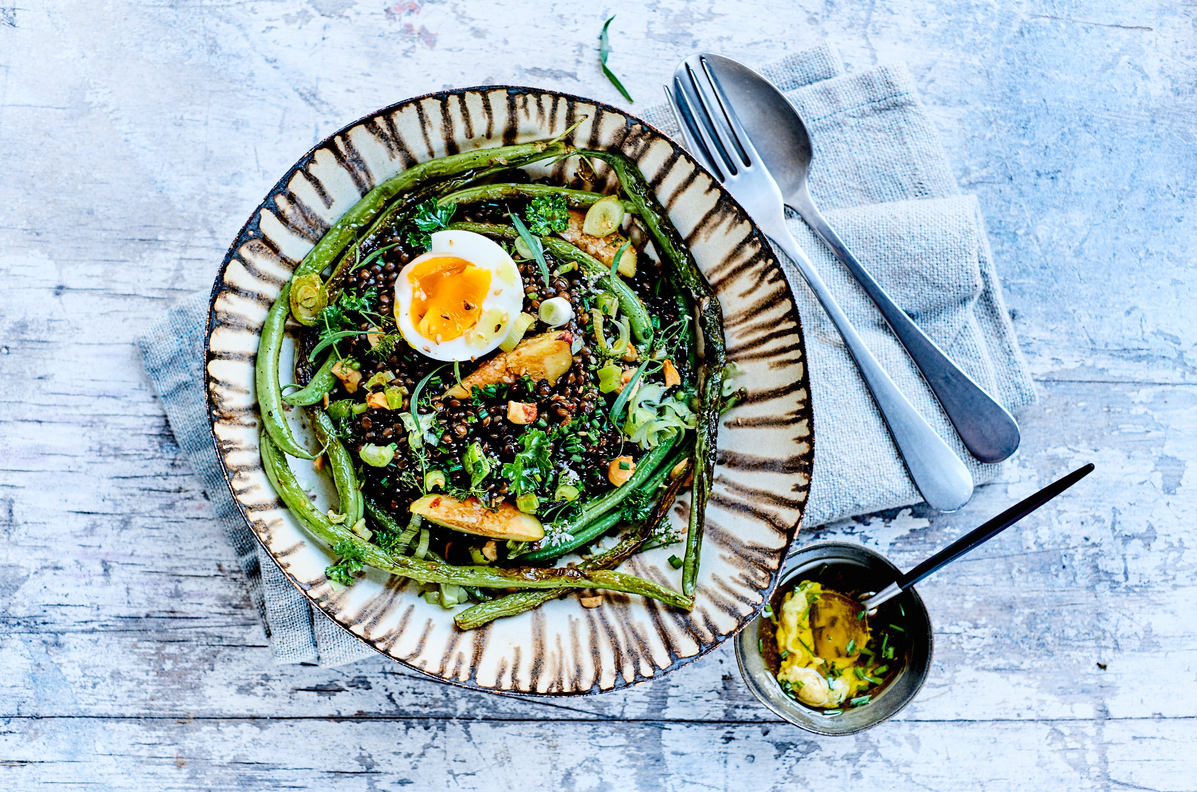 Sund salat med Beluga-linser og bønner |Oliviers&Co