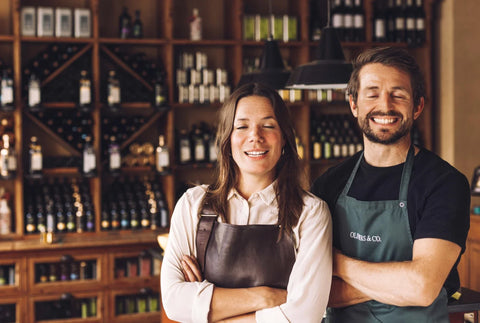 Shop lokalt og hos dine favoritter på Black Friday, Nina & Mikkel, Oliviers & Co