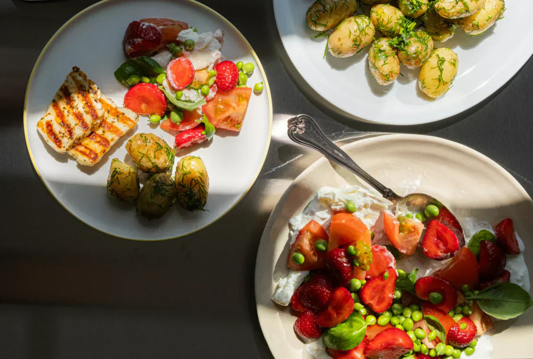 Grillet halloumi med tomat- og jordbærsalat og nye danske kartofler, opskrift, amaliesigrid x Oliviers & Co
