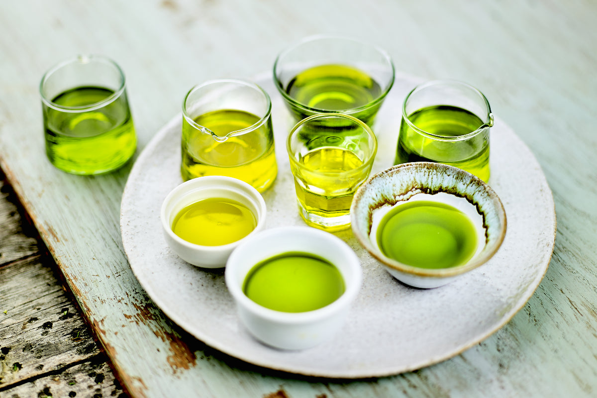 Sådan smager du på olivenolie som en ekspert, guide fra Oliviers & Co