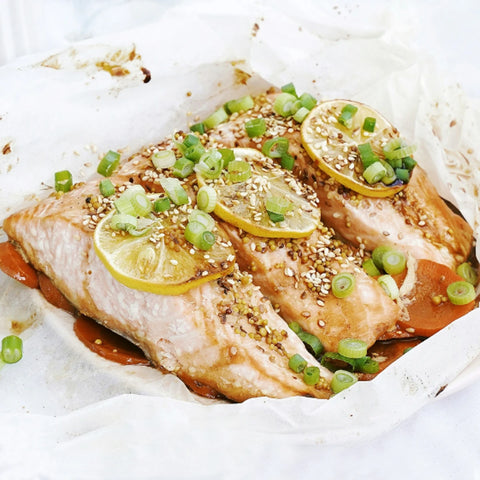Opskrift bagt torsk med citron,ingefær, sesam en papillote, Oliviers & Co