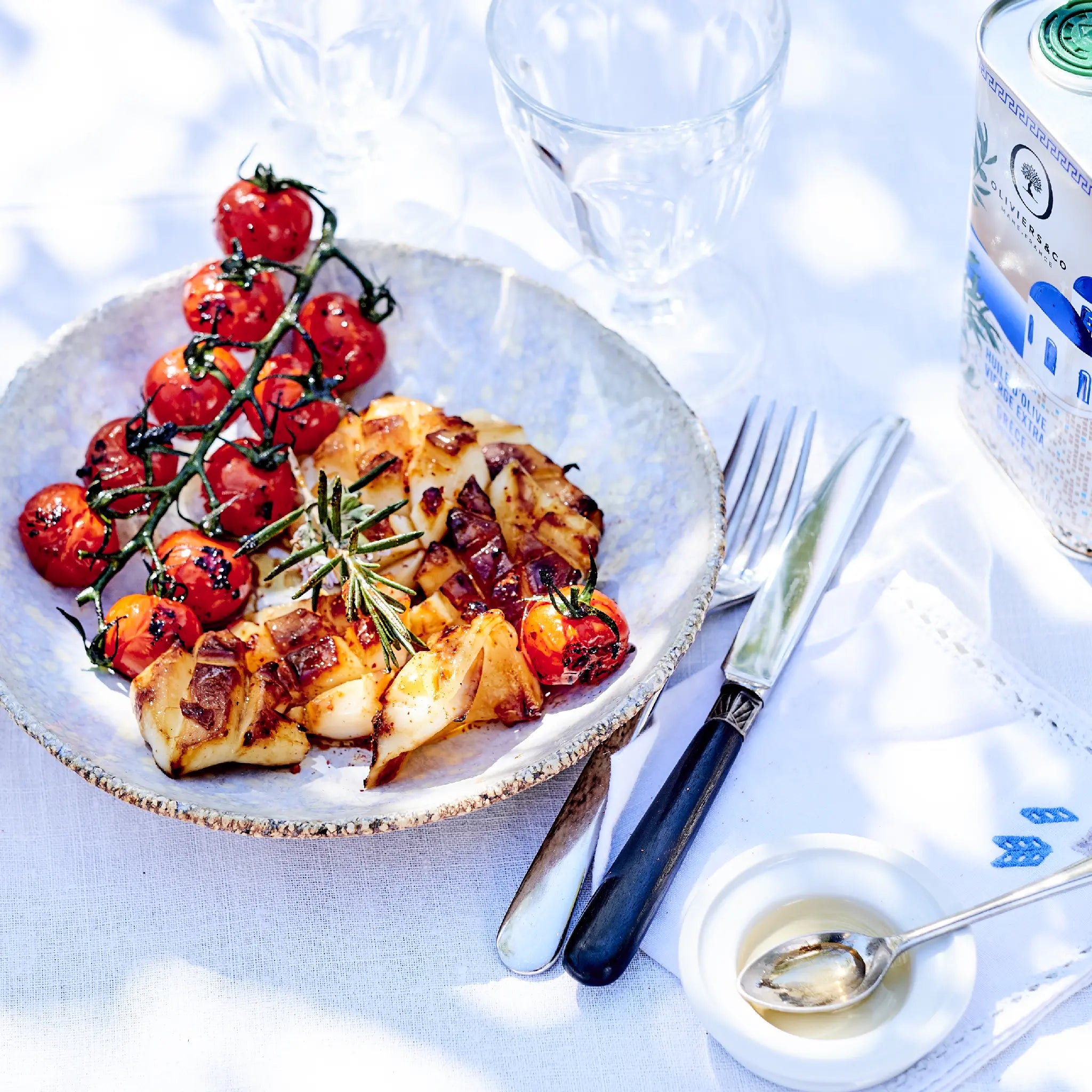 Grillet blæksprutte med cherrytomater, Oliviers & Co opskrift