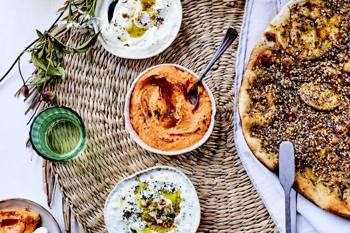 Zaatar Manakish – fladbrød med olivenolie og krydderier, opskrift fra Oliviers & Co
