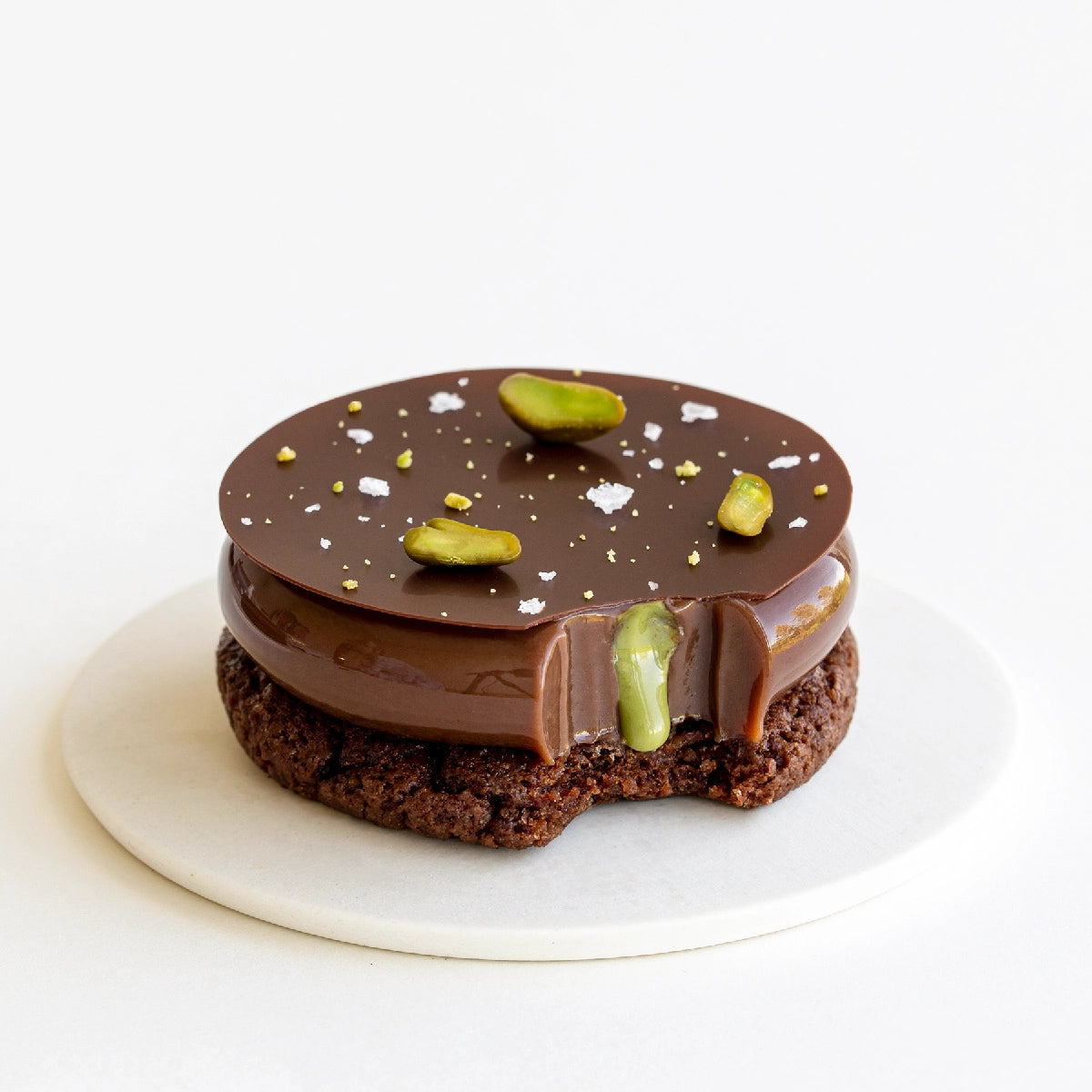 Opskrift på chokoladecookie med pistaciecreme, Maja Vase x Oliviers & Co