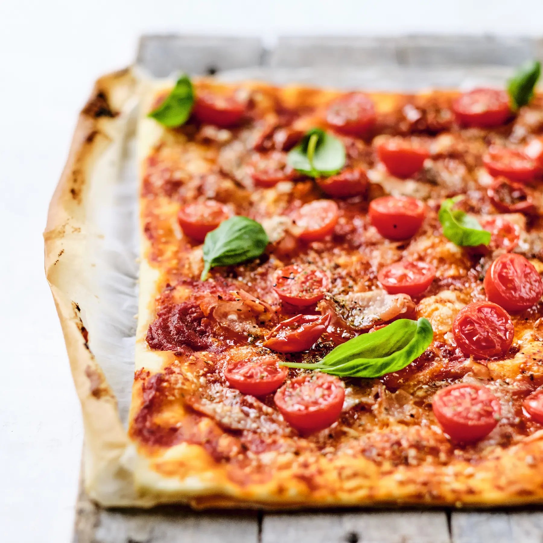 Pizza Rosso med sommer olivenolie og kirsebæreddike fra Oliviers & Co