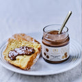 Crunchy hasselnøddecreme med olivenolie på brød, Oliviers & Co