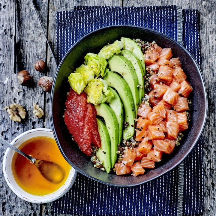 O&CO opskrift på poke bowl med laks og avokado