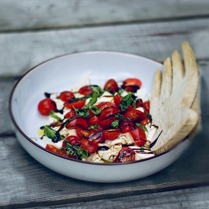 Nem caprese med tomater, mozarella og basilikum, O&CO opskrift