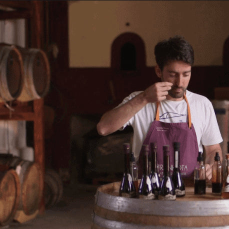 Eddikemester Laurent Faure, producent af Oliviers & Co rødvinseddike