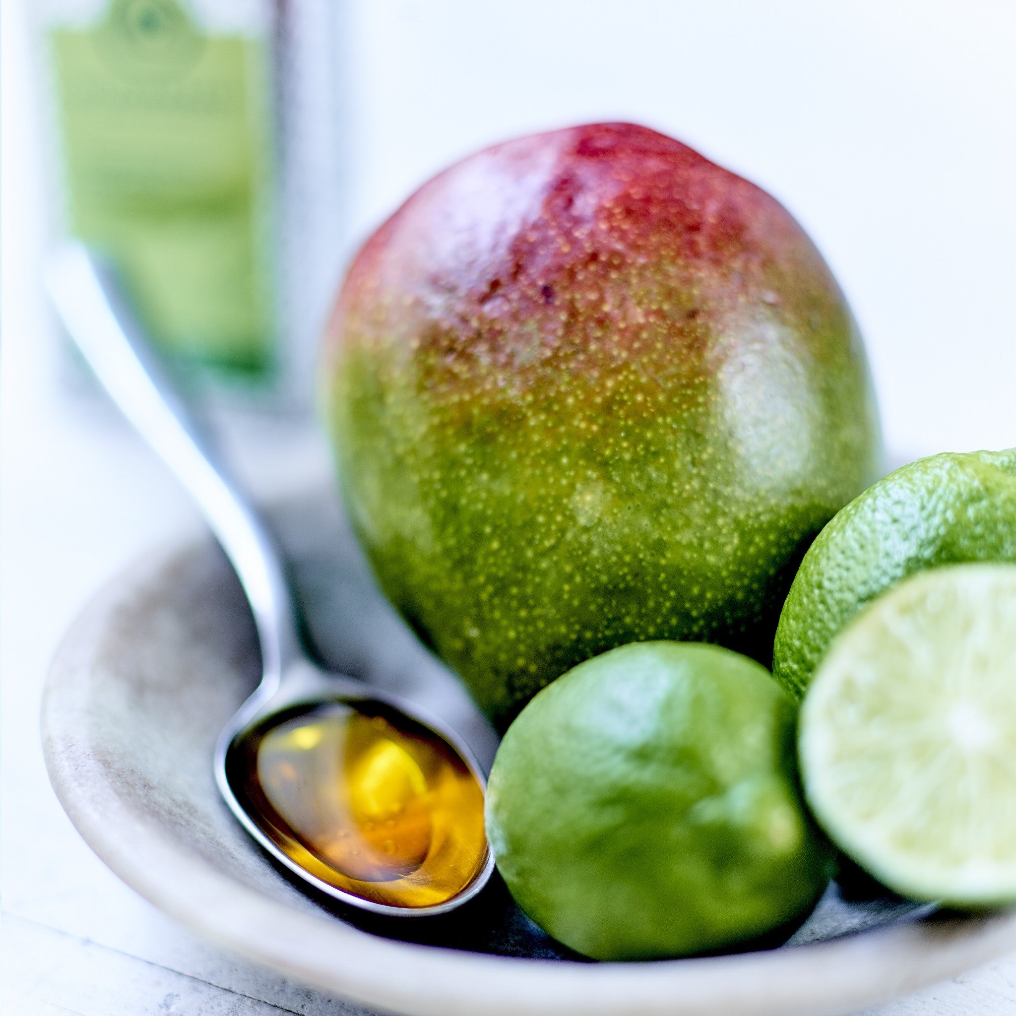 Olie eddike dressing med mangoeddike og grøn citronolie, Oliviers & Co