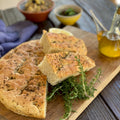 Opskrift på focaccia, kogebog Oliven & Olivenolie af Henrik Vilain og Ingo Schauser hos Oliviers & Co